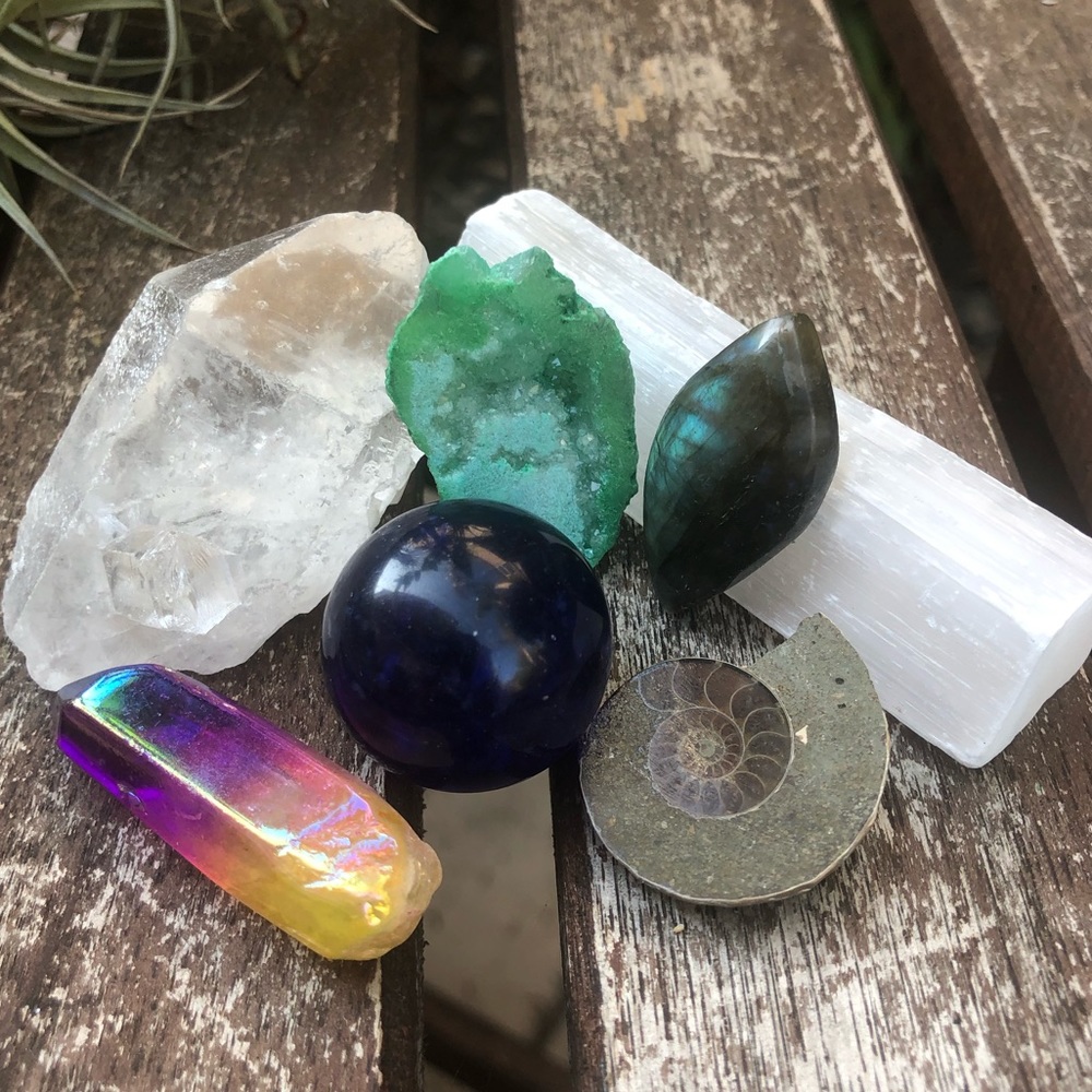 Magic D&D casting crystal set fandom Titanium aura